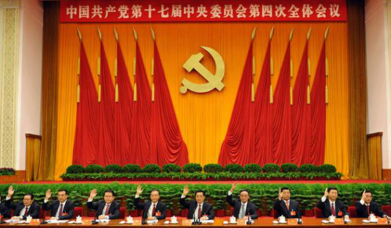 這是胡錦濤、吳邦國、溫家寶、賈慶林、李長春、習(xí)近平、李克強(qiáng)、賀國強(qiáng)、周永康在主席臺(tái)上。新華社記者黃敬文攝